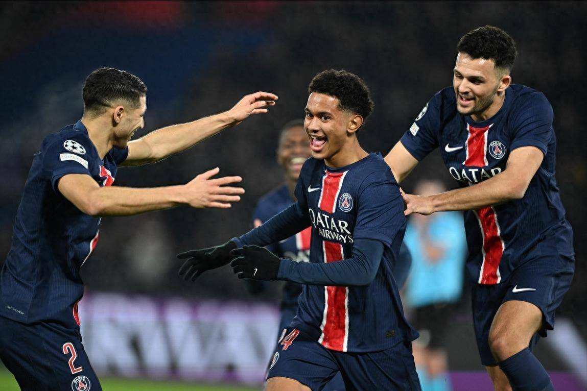 爱游戏官方入口-巴黎圣日耳曼大胜久违，法甲榜首地位更加稳固的简单介绍