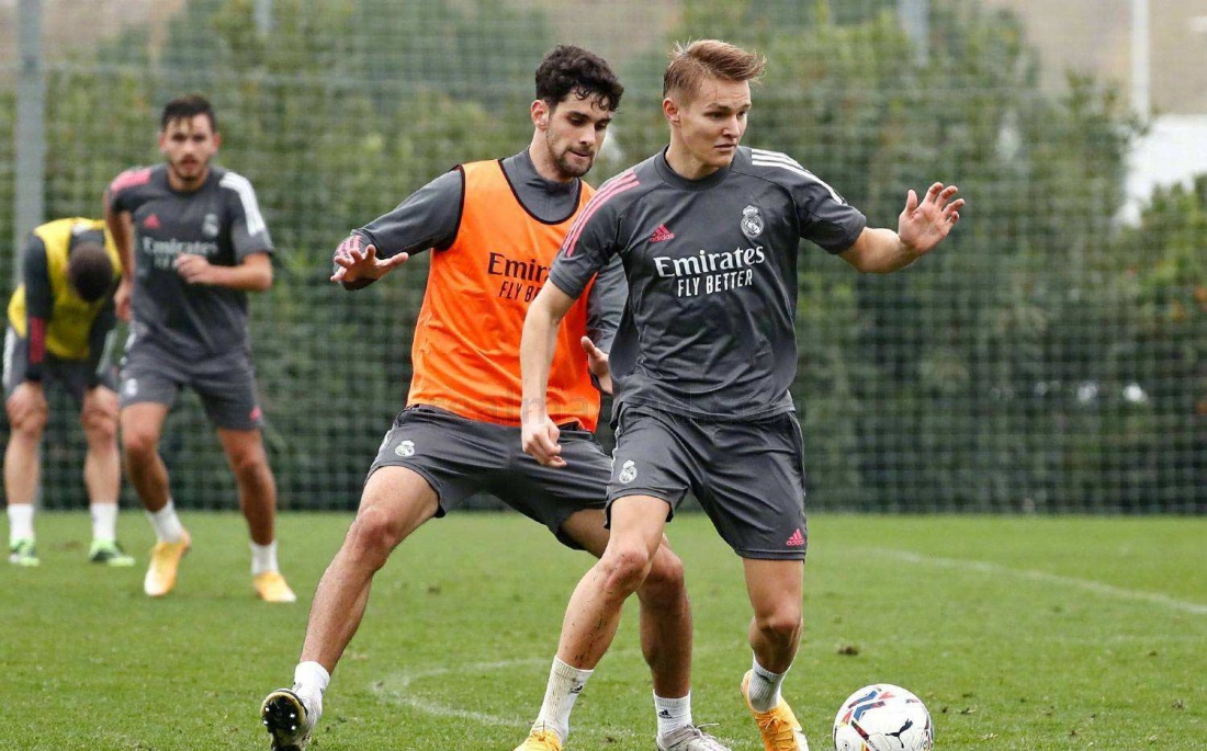 罗马主场迎战国米,激烈对抗 罗马主场迎战国米,激烈对抗