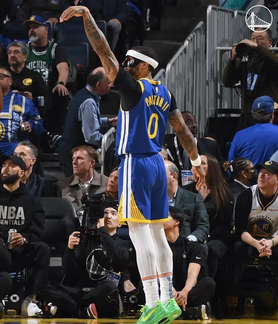 包含开拓者擒猛士,考辛斯新援砍20分的词条 包含开拓者擒猛士,考辛斯新援砍20分的词条