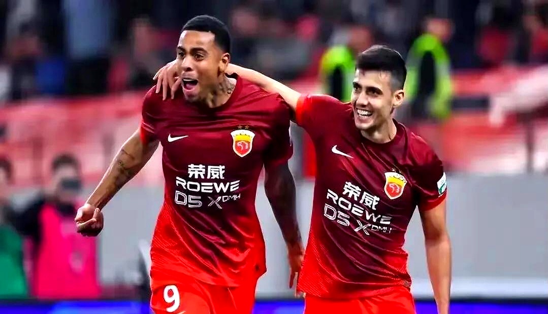 爱游戏官网网页版入口-无缘冠军争夺，球队拼尽全力也难触渴的简单介绍