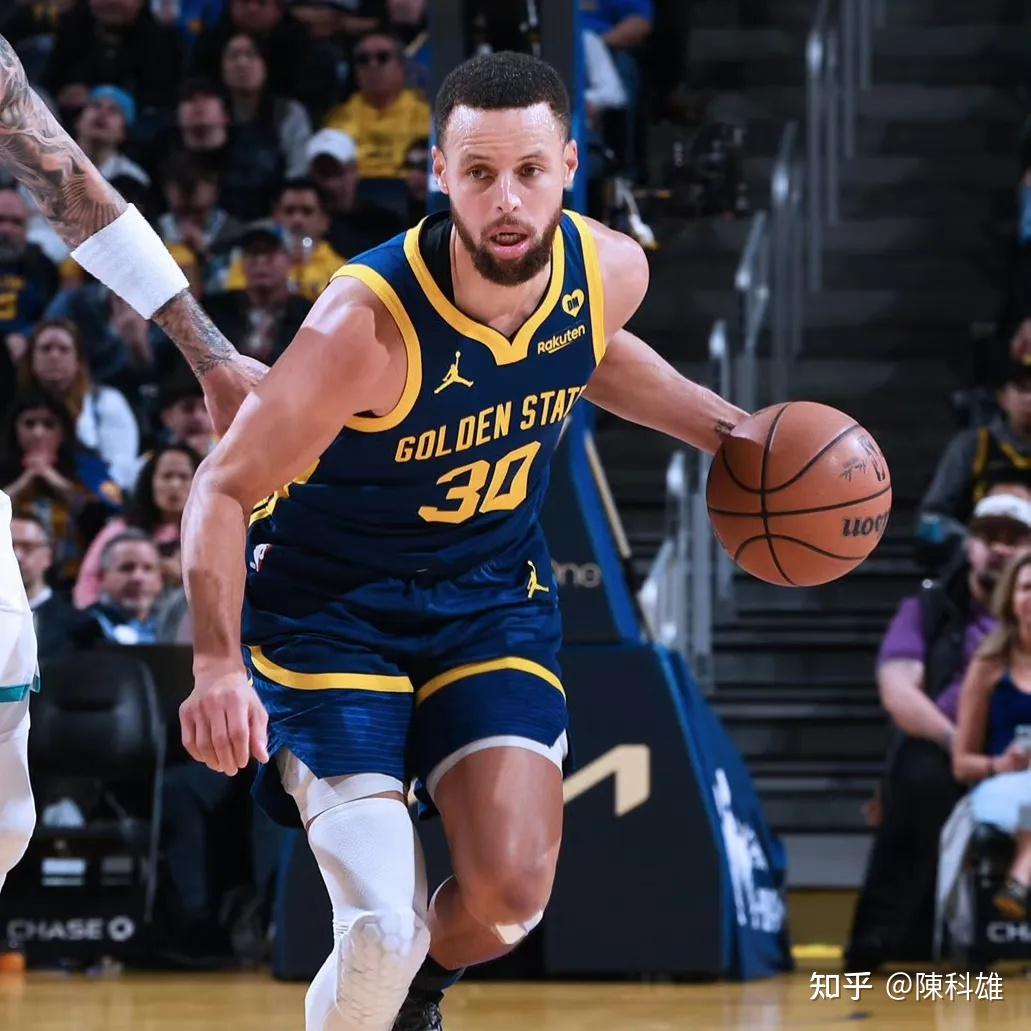 关于黄蜂阵容整体表现平平，难取胜局的信息